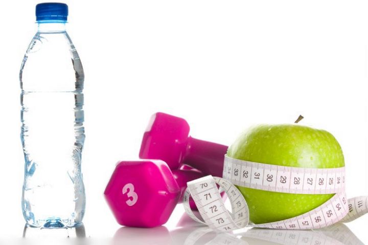لاغری و کاهش وزن با مصرف آب